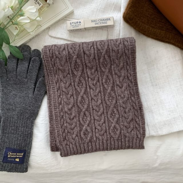 Plain Scarf Cable-Knit