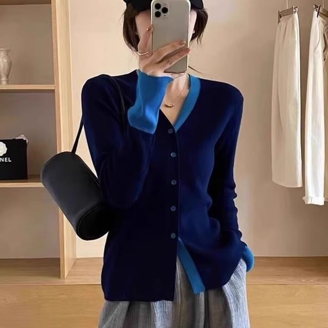 Two-Tone V-Neck Button-Up Cardigan