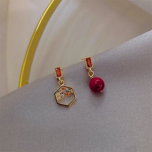 Ear Huggie Drop Hook / Stud Cuff Earring