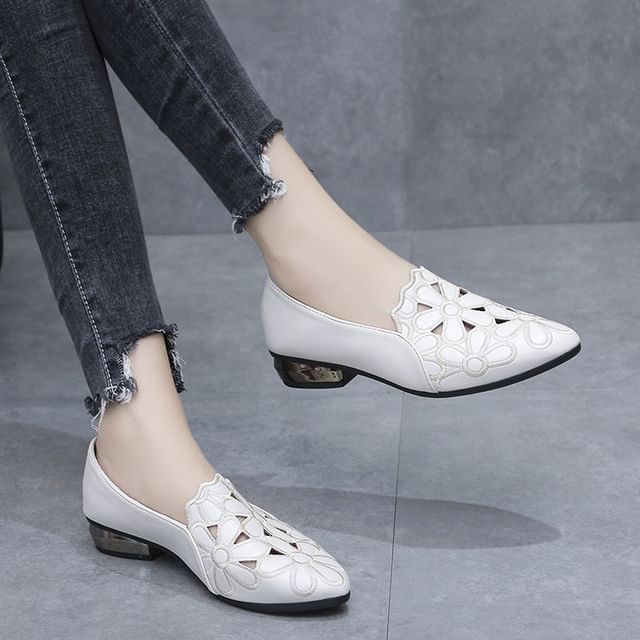 Pumps Chunky Floral Embroidered Heel