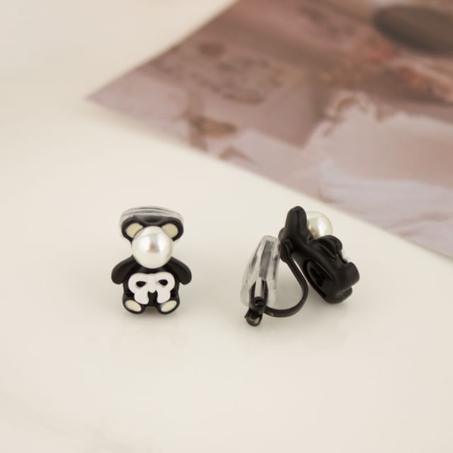 Bear Stud / Earring Pearl Faux Clip On