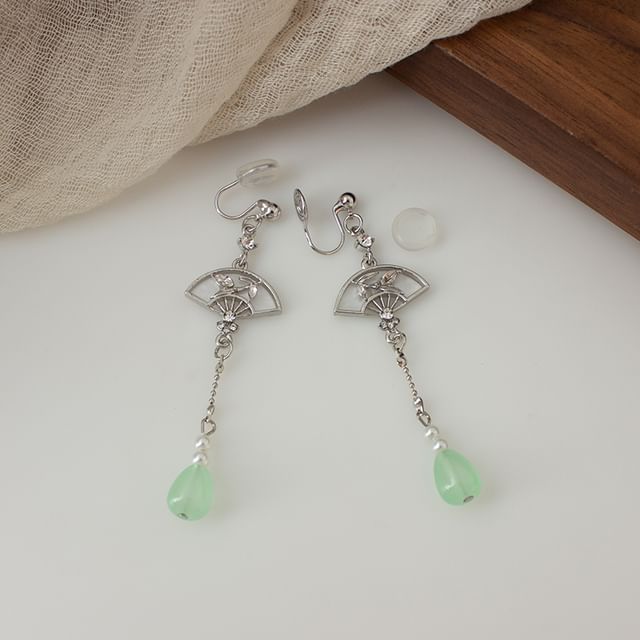 Clip Faux Fan Drop On Jade / Earring