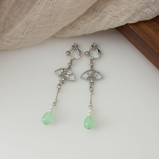Clip Faux Fan Drop On Jade / Earring