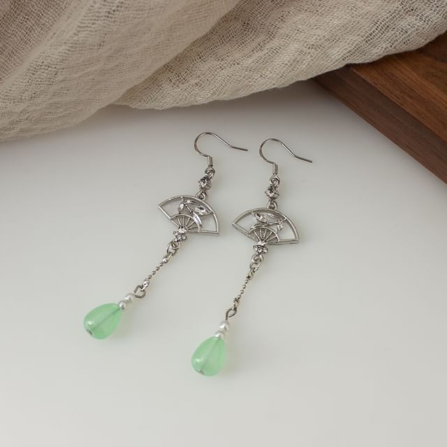 Clip Faux Fan Drop On Jade / Earring