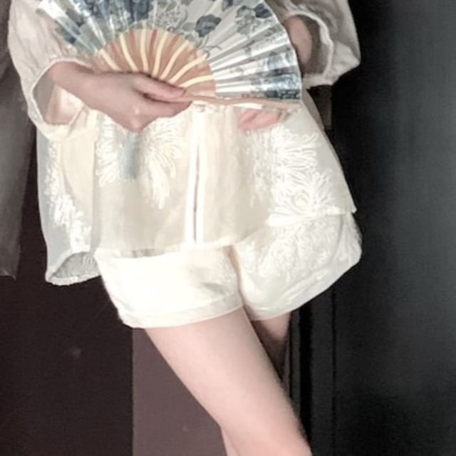 Maxi Top Blouse Set Plain Puff-Sleeve Embroidered Flower Rise Shorts / V-Neck A-Line Skirt Camisole High