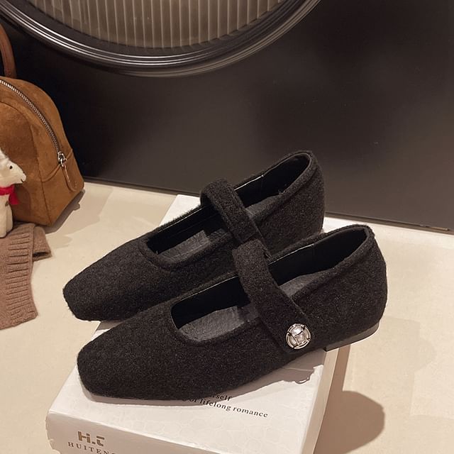 Hidden Wedge Jane Mary Toe Pumps Square