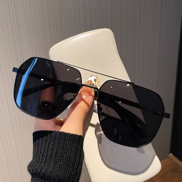 Metal Frame Sunglasses