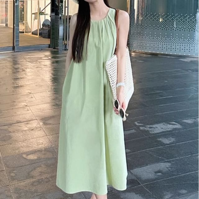 Plain Pleated A-Line Neck Midi Round Dress Sleeveless