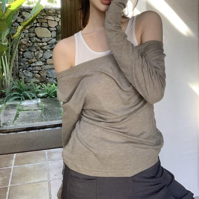 Tone T-Shirt Cold-Shoulder Two-Piece Long-Sleeve Two Mock