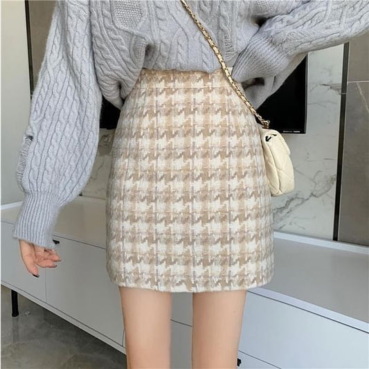 Houndstooth Mini Pencil Skirt with High Waist