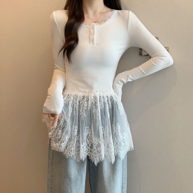 Long-Sleeve Fit Henley Peplum Panel Lace Slim T-Shirt