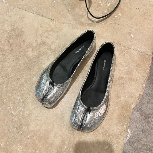 Metallic Genuine Flats Toe Split Leather