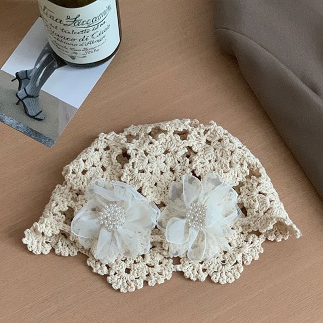 Knit Floral Bonnet Hat