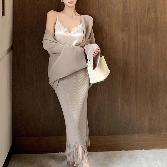V-Neck High Pencil Open Waist Fringe Skirt Maxi Jacket Top Camisole Plain Trim / Front Lace