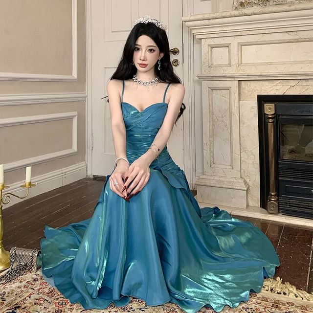 Ruffle Trim Sweetheart Neck Mermaid Evening Gown with Spaghetti Straps