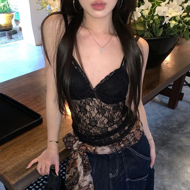 Lace V-Neck Top Camisole Bow Plain