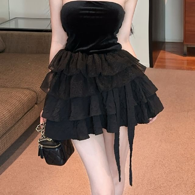 Balletcore Tube Top and Tiered Lace Skirt - LaceLux