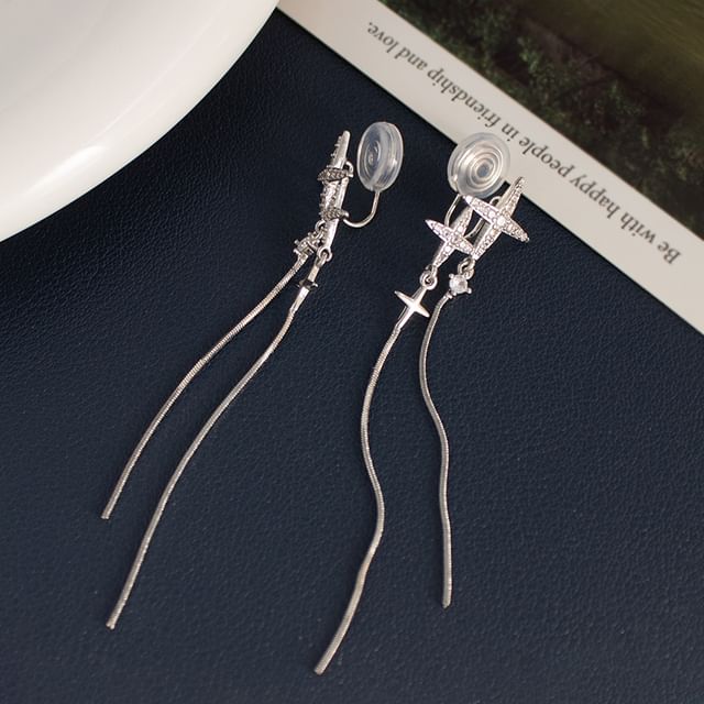 Clip-On Earring Dangle Star / Rhinestone