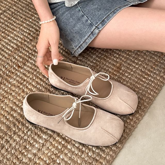 Toe Ribbon Square Flats