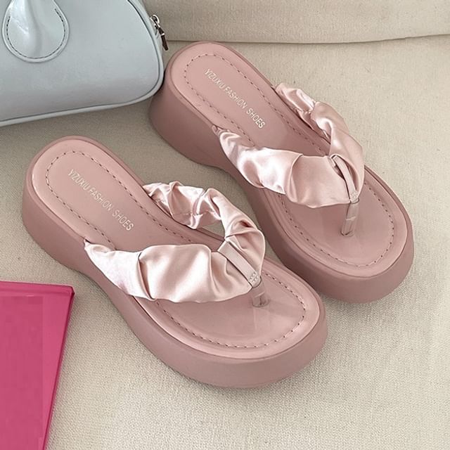 Ruched Sandals Platform Thong