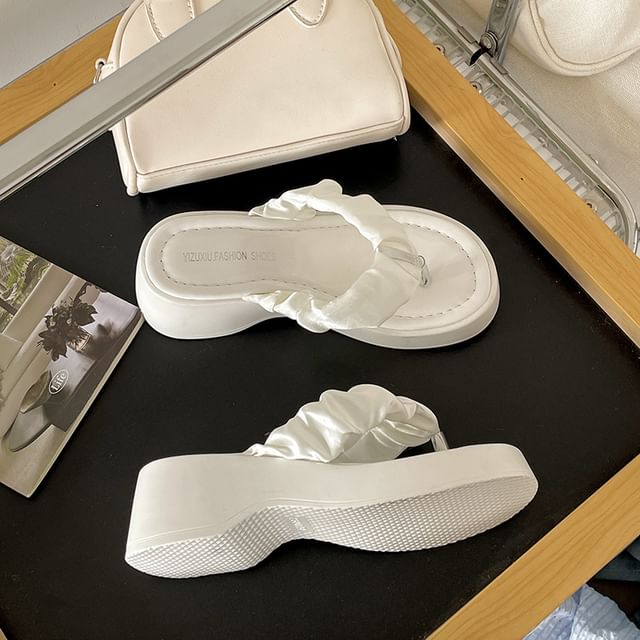 Ruched Sandals Platform Thong