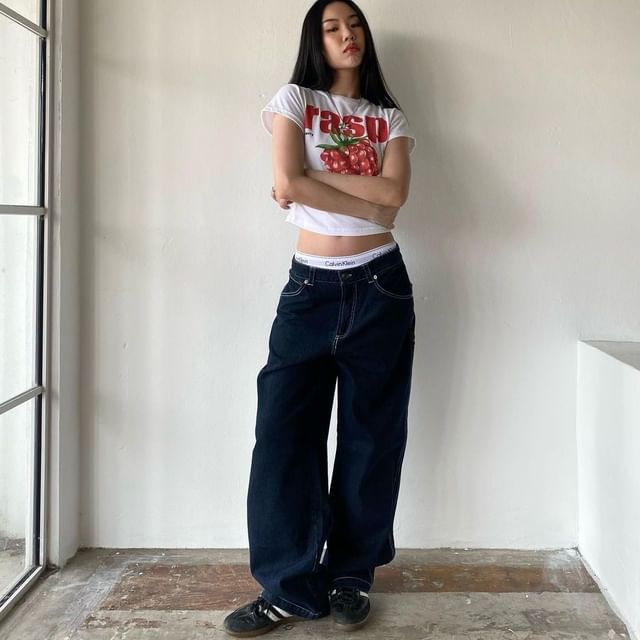 Loose-Fit Washed Low Wide-Leg Rise Jeans