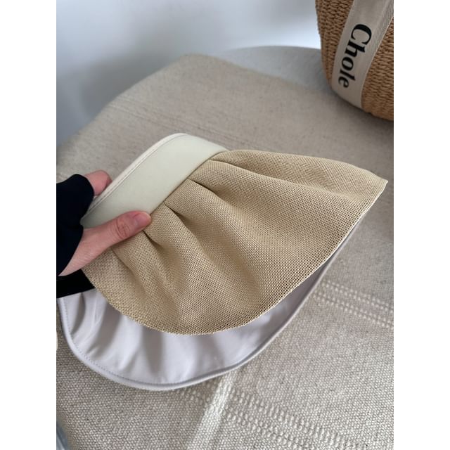 Sun Lettering Ruffle Hat