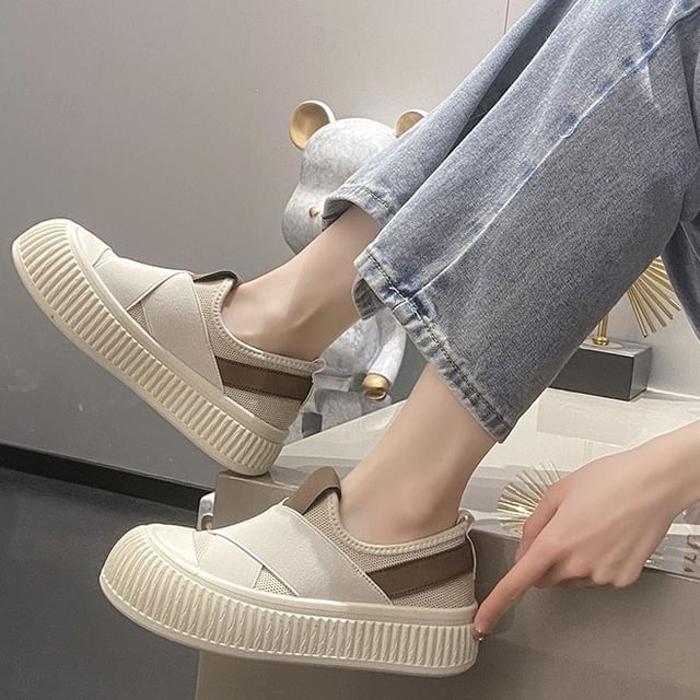 Mesh Sneakers Platform Slip-On