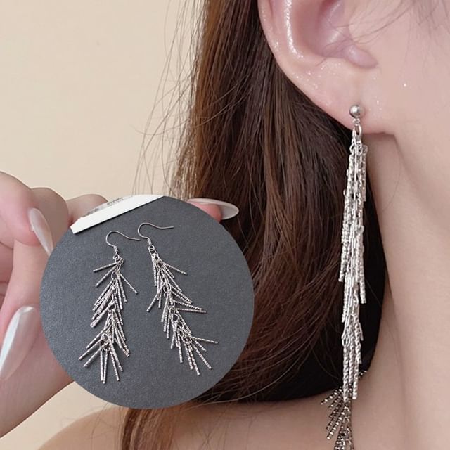 Drop Earring / Fringed Clip-On
