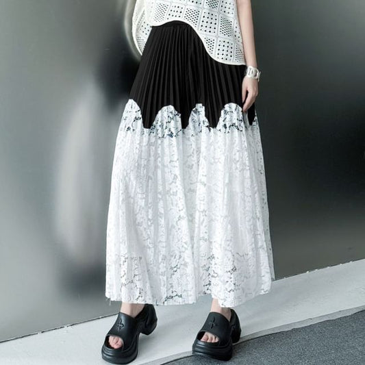 Pleated Maxi A-Line Skirt with Lace Panel and High Waist