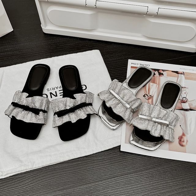 Ruffle Slide Bow Sandals
