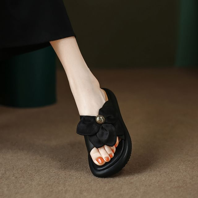 Slide Flower Accent Sandals