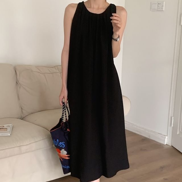 Pleated Cutout Maxi A-Line Sleeveless Round Neck Dress