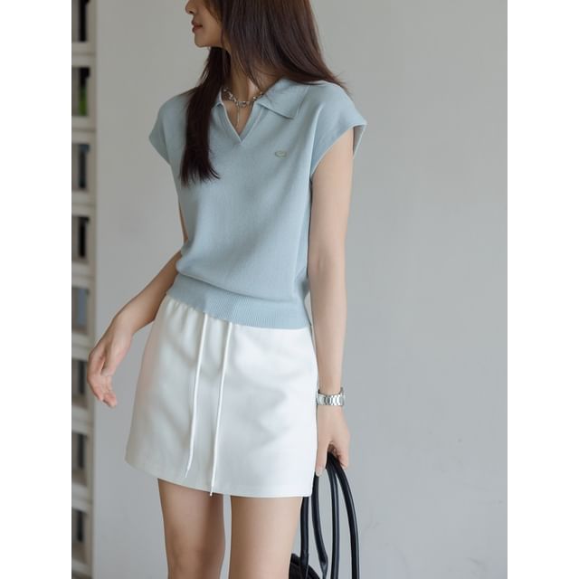 V-Neck Cap-Sleeve Plain Collared Crop Top Knit