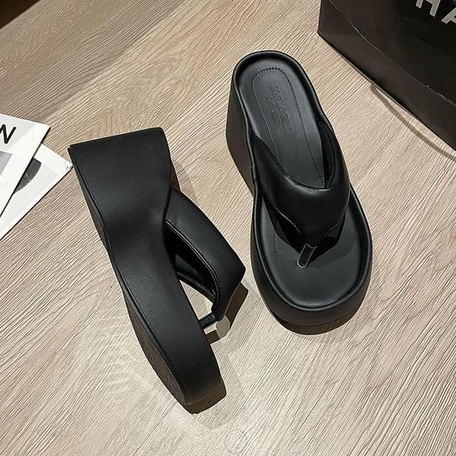 Wedge Flip-Flops Platform