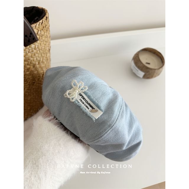 Beret Denim Lettering