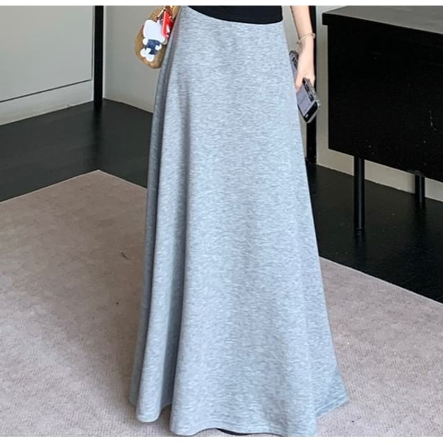 Crew Neck Tee & Elastic Waist Maxi Skirt Set