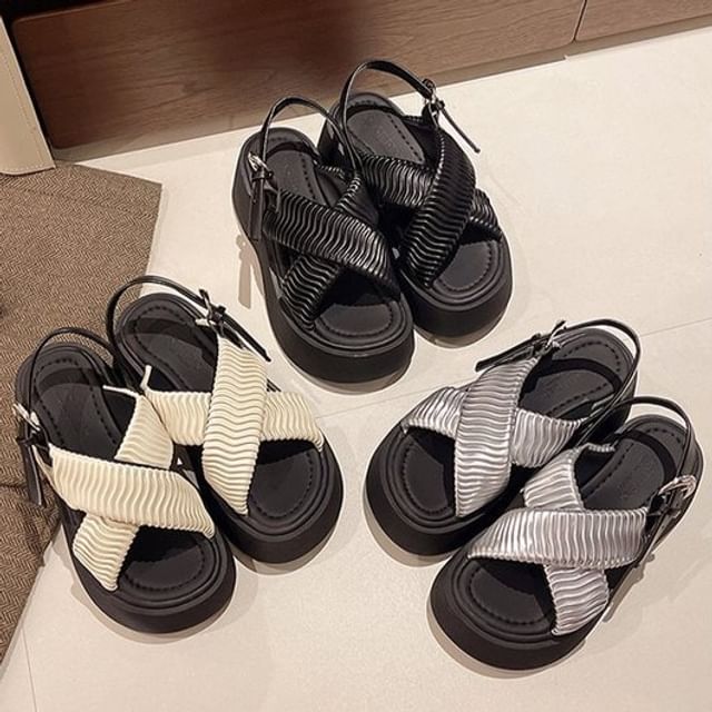 Sandals Criss Cross Platform