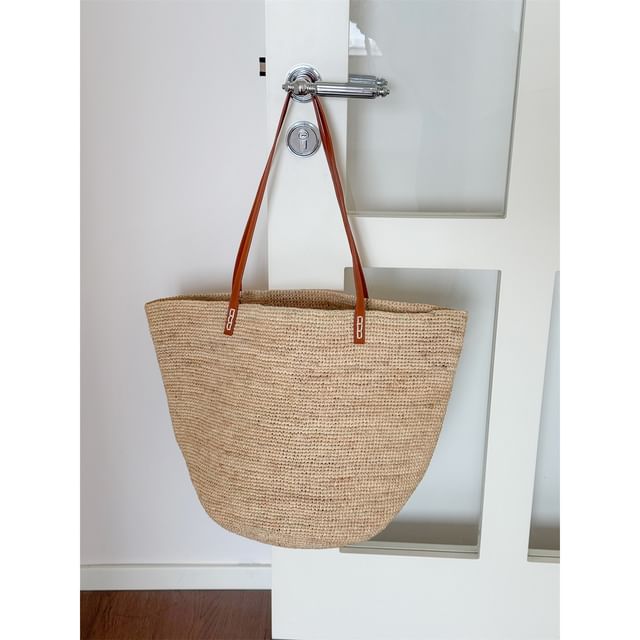 Straw Tote Bag