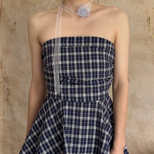 Top Strapless Plaid Flowy