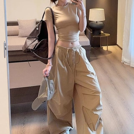 Short-Sleeve Round Neck Plain Slim Fit Crop Tee / Drawstring Waist Baggy Cargo Pants