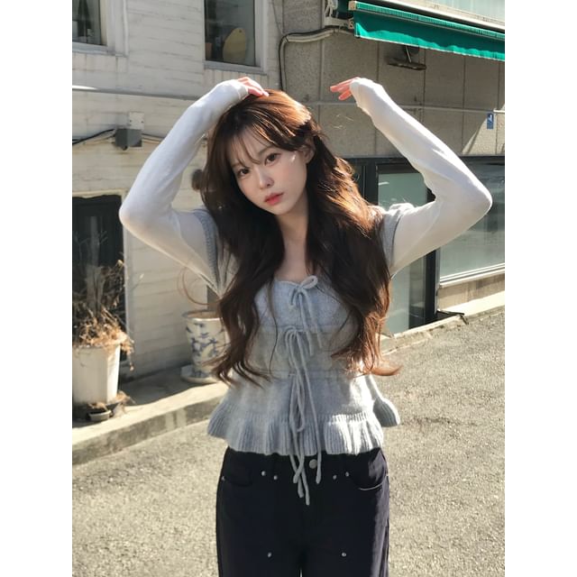 Plain Ruffled-Hem Knit Scoopneck Puff-Sleeved Top