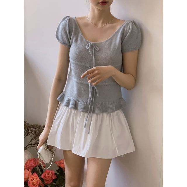 Plain Ruffled-Hem Knit Scoopneck Puff-Sleeved Top