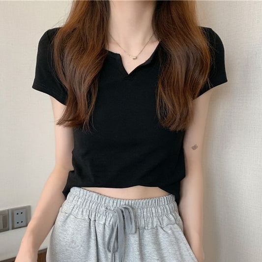 Plain Notch-Neck Short-Sleeved Tee