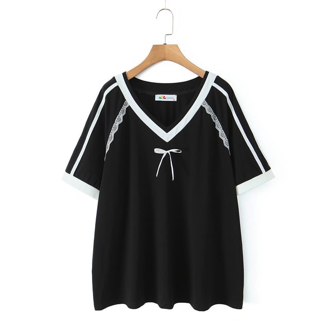 Plain Lace-Trimmed V-Neck Short-Sleeved T-Shirt