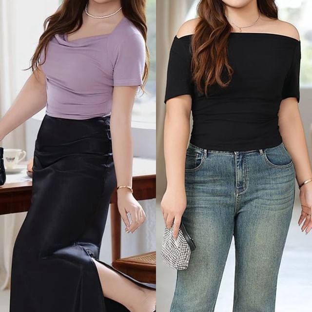 Plain V-Neck Short-Sleeved Cropped Top