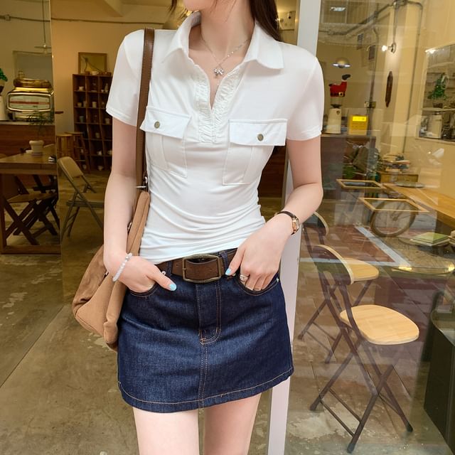Slim-Fit V-Neck Short-Sleeved Polo Shirt with Pocket