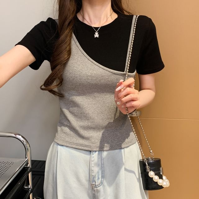 Plain Mock Two-Piece Crewneck Short-Sleeved T-Shirt