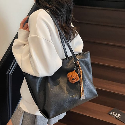 Charm With Leather Tote Plain Faux Bag