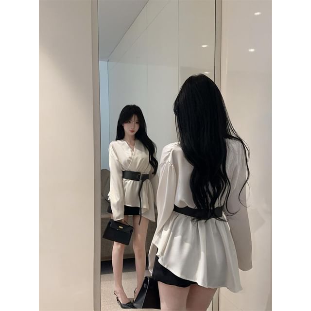 Plain Asymmetric Long-Sleeved Shirt
